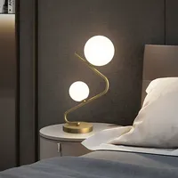 Lámpara de Mesa Moderna Nórdica de Cobre con Doble Globo y Base para Bombilla E14, Diseño Simple y Flexible, Lámpara de Noche con Bola de Cristal para Dormitorio
