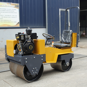 Rouleau compresseur routier autoporté 850 kg, 1 tonne, double tambour, EPA CE, type <span class=keywords><strong>pied</strong></span> <span class=keywords><strong>de</strong></span> <span class=keywords><strong>mouton</strong></span>, prix - Product Image 1