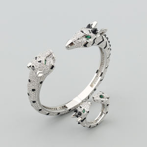LX0550 2024 Nouveau <span class=keywords><strong>bracelet</strong></span> plaqué or 18 carats avec tête de léopard <span class=keywords><strong>Bracelet</strong></span> en laiton avec zircon et <span class=keywords><strong>girafe</strong></span> - Product Image 2
