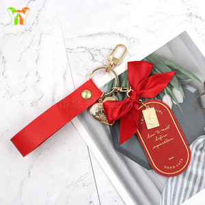 In-stock, trendy car keychains with <b>bows</b>, perfect for Mother's Day <b>gifts</b>, bookmarks, and key chains. - Product Image 4