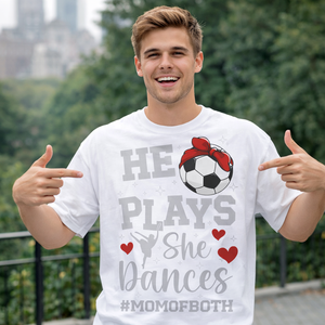 T-shirt da uomo He Plays Soccer Dances Both, maglietta sportiva oversize bianca con grafica, top casual da uomo in 100% cotone - Product Image 6
