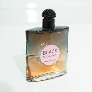 <span class=keywords><strong>Perfume</strong></span> para <span class=keywords><strong>Mujer</strong></span>, Botella Curva Color Verde Azulado, Etiqueta Rosa, Caja Negra, Tapa Texturizada, Boquilla, Atractivo, Aniversario, Tenacidad - Product Image 2