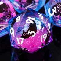 Dés à jouer polyédriques en résine liquide, peints à la main, écologiques, à bords vifs, avec paillettes galaxie, motif chat noir mignon, pour DND RPG TTRPG