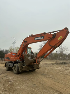 Excavadora usada duradera de gran potencia Excavadora Doosan Excavadora hidráulica Doosan de rueda DH210W-7 en excelentes condiciones - Product Image 2