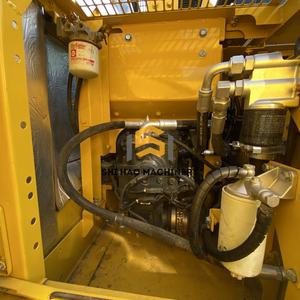 Excavadoras Usadas Komatsu PC130 con Potentes Motores para Dragado de Canales y Excavación de Ríos, Disponibles Directamente de Fábrica - Product Image 5