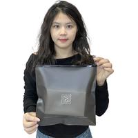 Sac Zippé à Curseur en PVC Transparent Noir pour Vêtements, Pochette Maquillage Cosmétique en Plastique avec Logo Personnalisé