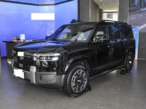 Ti 7 2WD Pro: SUV Mediano-Grande Premium con Consumo de Combustible de 1.36L/100km WLTC y Garantía de por Vida para Vehículos Eléctricos - Product Image 1