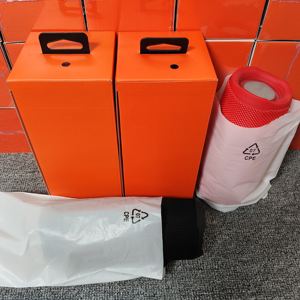 FLIP7 Kaleidoscopeシリーズ第7世代ポータブルミニサブウーファーワイヤレスBluetoothオーディオ用ブームボックス屋外用 - Product Image 1