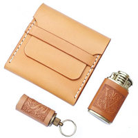 Étui à cigarettes portable en cuir véritable classique avec motif de feux d'artifice, couvercle en bois, beige, écologique, style tendance, excellent cadeau