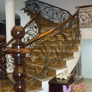 Porte en acier forgé de conception française avec service de dessin numérique pour appartement, hôtel et villa - Product Image 1