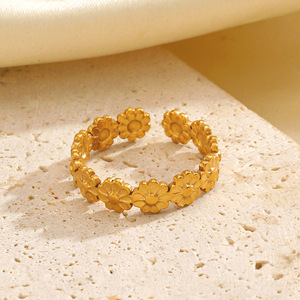 Anillo Floral Minimalista <span class=keywords><strong>de</strong></span> Acero Inoxidable, Estilo Europeo y Americano, Personalizado, Hip Hop, Geométrico, Flor Pequeña - Product Image 2