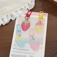 KC624 Metalen sleutelhanger met glitter PVC aardbei hanger schattig fruit tas charme accessoire voor meisjes cadeau