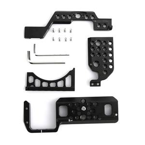 Jaula de vídeo para cámara personalizada para <span class=keywords><strong>Sony</strong></span> <span class=keywords><strong>A6400</strong></span>/A6100, extensión de cámara, estabilizador de zapata fría, plataforma de montaje de Metal, accesorios para cámara Arca - Product Image 2