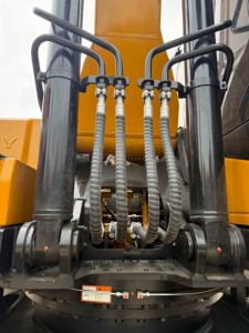 Excavadora Hidráulica de Cadenas SY365H Pro de Segunda Mano de Alta Eficiencia para Minería en Canteras y Movimiento de Tierras a Gran Escala - Product Image 6