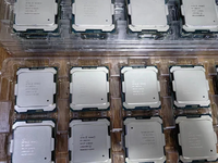 Server CPU E5 2683 V4 PC Gaming X99 Motherboard Combo Xeon E5 2683 V4 Prosesor Server CPU