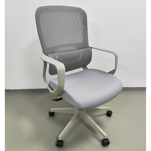 <span class=keywords><strong>Silla</strong></span> de oficina de diseño moderno ejecutivo de lujo, <span class=keywords><strong>silla</strong></span> giratoria de plástico y metal de malla de alta calidad, <span class=keywords><strong>reposacabezas</strong></span> ajustable, <span class=keywords><strong>escritorio</strong></span> de ordenador para el hogar - Product Image 3