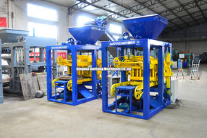 Máquina de fabricación de ladrillos de fábrica de bloques de <span class=keywords><strong>china</strong></span>, QT4-24 de hormigón, mini fábrica de ladrillos - Product Image 4