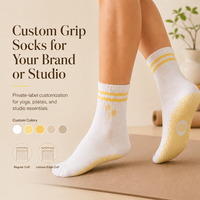 Chaussettes de yoga avec logo, antidérapantes en silicone, pour femmes, chaussettes de pilates d'intérieur, chaussettes de sport professionnelles, chaussettes de yoga mi-mollet avec grip