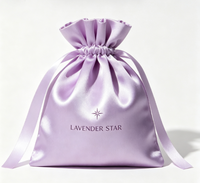 Pochette à cordon en satin personnalisée, sac en tissu de soie sur mesure pour produits de beauté, emballage promotionnel en gros pour la vente au détail