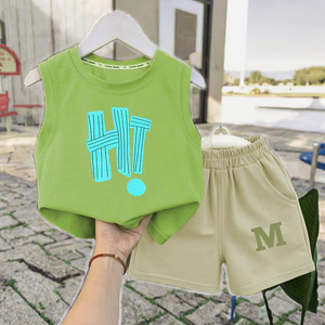 Canotta e Shorts Casual da ragazzo in 2 pezzi senza maniche in morbido misto poliestere e cotone per l'estate - Product Image 2