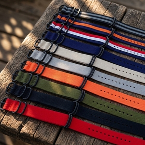 Bracelets de <span class=keywords><strong>montre</strong></span> de remplacement en nylon tendance de 18 mm à prix d'usine avec 5 anneaux, <span class=keywords><strong>bracelet</strong></span> en <span class=keywords><strong>tissu</strong></span> - Product Image 2