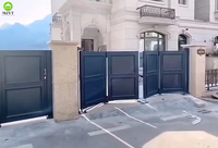 Portes principales pliantes motorisées en métal modernes, designs de haute qualité, portail automatique en aluminium à double battant pour maison, villa