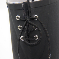 Bottes de pluie en caoutchouc mi-mollet de mode en gros, antidérapantes, imperméables, été, hiver, pour femmes