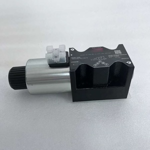 Solenoide Hidráulico DG4V-5-7CJ-M-U-H DG4V-5-8CJ-VM-U-H DG4V-5-2NJ-M-U-H Bomba con Presión Máxima de hasta 200 Bares para Robus - Product Image 3