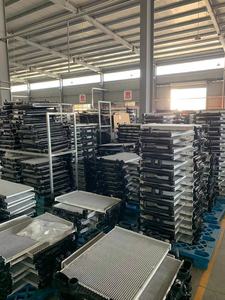 USEKA 16400-28270โรงงานชิ้นส่วนรถยนต์ระบายความร้อนหม้อน้ำสำหรับโตโยต้าคัมรี่ <span class=keywords><strong>ACV30</strong></span> 2.0 2.4 2002-2006 2AZ - Product Image 4