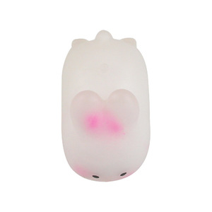 Jouet anti-stress en forme de lapin en forme de cœur à changement de couleur et à réflexion lente, motif fraise, vente en gros - Product Image 5