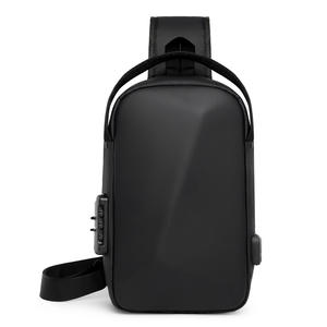 Sac bandoulière de cyclisme extérieur grande capacité pour hommes, multifonction avec port de chargement USB, sac de poitrine minimaliste professionnel - Product Image 5