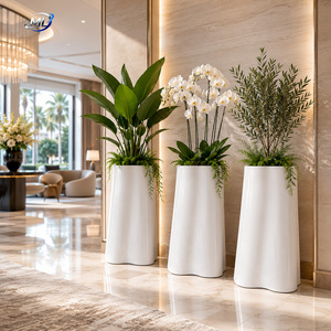 Macetas de Fibra de Vidrio Blancas, Juego de Macetas con Acabado Brillante, Decoración Moderna para Interiores, Exteriores y Jardines Comerciales - Product Image 3