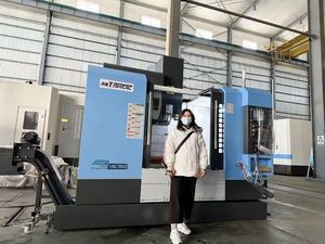 ANTISHICNC haute précision vmc1016 3 axes fraiseuse cnc <span class=keywords><strong>vmc</strong></span> 1016 fanuc contrôle cnc machine centre - Product Image 3
