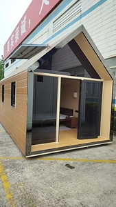 Caseta de Madera Resistente para Almacenamiento de Herramientas de Jardín y Equipo para Exteriores - Product Image 4