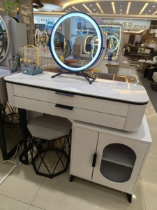Coiffeuse Moderne, Compacte et Intelligente avec Miroir Lumineux LED et Cabinet de Recharge pour <span class=keywords><strong>Chambre</strong></span> ou Salon, Table de Maquillage en <span class=keywords><strong>Bois</strong></span> - Product Image 3