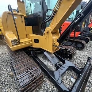 รถขุดขนาดเล็ก CAT 306 มือสอง 6 ตัน รุ่นดั้งเดิม Caterpillar 306D รถขุดไฮดรอลิกแบบตีนตะขาบสำหรับงานก่อสร้าง - Product Image 3