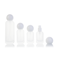 30ml 50ml 120ml Bouteilles de pulvérisation en verre vides portables givrées carrées transparentes avec couvercle rond Pompe pour diffuseur de parfum crème