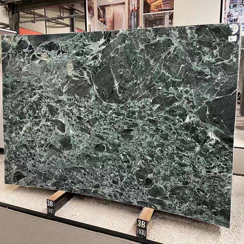 สีเขียว