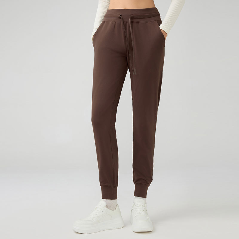 สีน้ำตาล