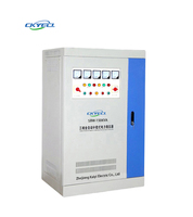Stabilisateur de tension industriel automatique à colonne en cuivre haute puissance SBW-150KVA 456V 380V AVR triphasé servo statique 99%