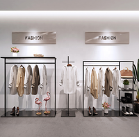 Étagère de présentation simple pour magasin de vêtements, support de vêtements sur pied pour magasin de vêtements pour hommes et femmes