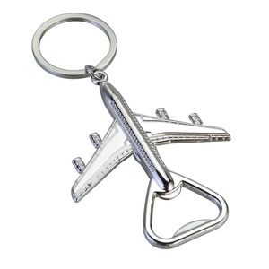 Abridor de Botellas Personalizado de Aleación de Zinc con Diseño de Avión Moderno en Relieve, Llavero Portátil con Temática de Aviación, Regalo Elegante para el Hogar y Viajes - Product Image 1