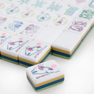 OEM Acrylic Four-Layer American Mahjong Set 160 Engraved Tiles Elegant Game Set Suitable For Adult <b>Entertainment</b> - Product Image 2
