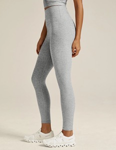 Ensemble de loisirs écologique recyclé, respirant, couleur unie, comprenant un crop top à compression extensible 4 directions et un legging taille haute - Product Image 3