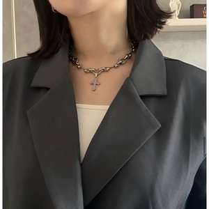 สร้อยคอจี้รูปกางเขนสไตล์พังก์โลหะสำหรับอุตสาหกรรมหนัก  แบบโซ่รัก  สำหรับทั้งชายและหญิง  สร้อยคอแฟชั่น - Product Image 2
