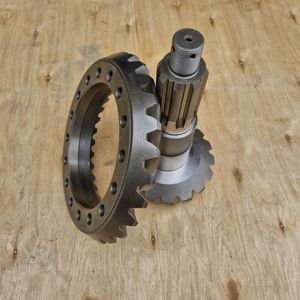 Pièces <span class=keywords><strong>de</strong></span> camion : Couronne et pignon <span class=keywords><strong>de</strong></span> différentiel d'essieu arrière, 8 dents, 46 dents, 17/28, Engrenage conique d'essieu arrière - Product Image 4