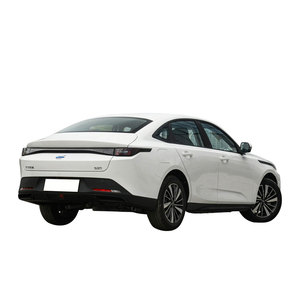 2025 Changan OSHAN 520 totalmente eléctrico con motor EV sedán de 4 plazas Vehículo de nueva energía conducción a la izquierda - Product Image 5