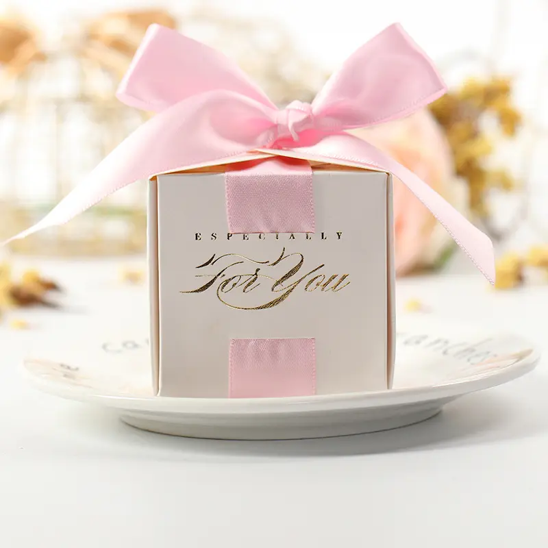 Kotak Hadiah Kemasan Permen Hadiah Favorit Pernikahan Manis dengan Pita Grosir Kotak Cupcake Kardus Mewah Kustom Kotak Kaku