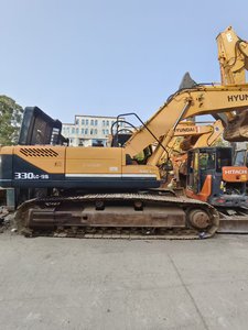 Excavadora Hyundai Usada de Alta Eficiencia de 33 Toneladas 330LC-9S con Bomba de Caja de Cambios y Rodamiento - Product Image 3