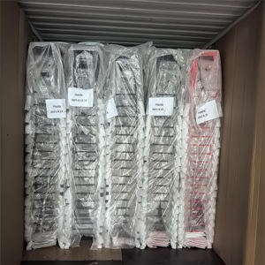 كرسي بار معدني عالي بتصميم صناعي مع مقعد خشبي طبيعي، قابل للتكديس للاستخدام الخارجي، ديكور لوفت، مناسب للبارات والمقاهي والفنادق والمطاعم، تصميم مريح - Product Image 6